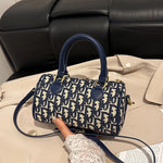 Fashionable Tote Bag Ladies Genuine Leather Material Popular Classic Elegant By Famous Designer Luxury Brand Spacious