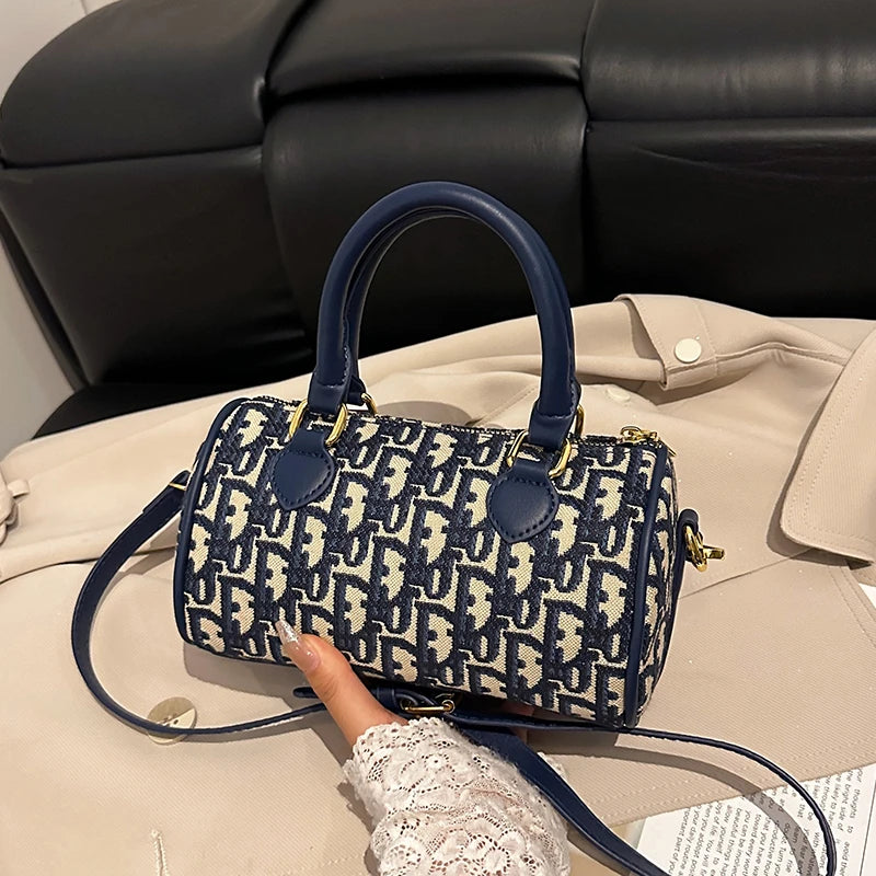 Fashionable Tote Bag Ladies Genuine Leather Material Popular Classic Elegant By Famous Designer Luxury Brand Spacious