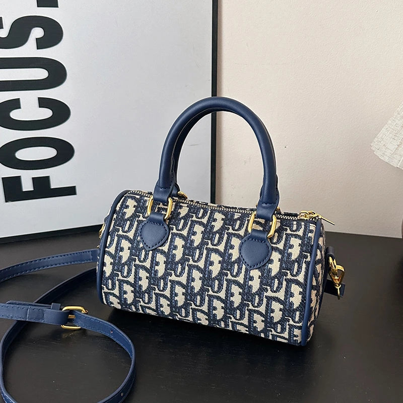 Fashionable Tote Bag Ladies Genuine Leather Material Popular Classic Elegant By Famous Designer Luxury Brand Spacious