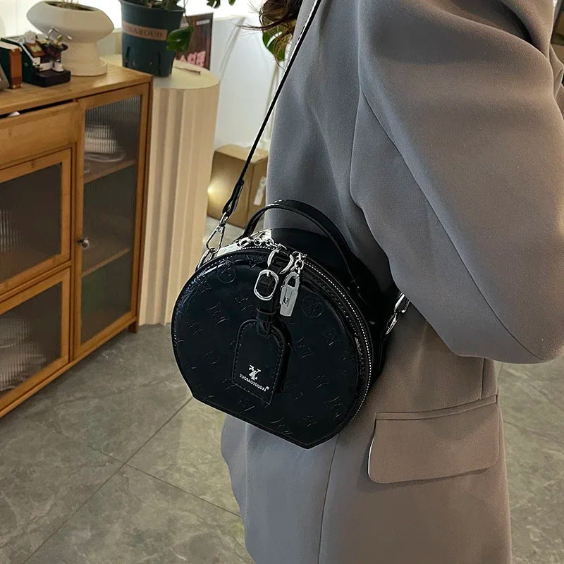 Luxury Brand Tote Bag - Leather Handbag For Women Featuring Crossbody Strap And Elegant Practical Design
