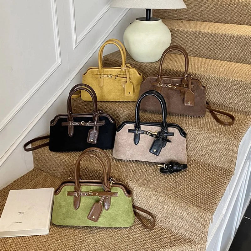 Elegant Tote Bags For Ladies From Famous Designer, High-Quality Leather And Roomy Design, Perfect For Travel Or Shopping
