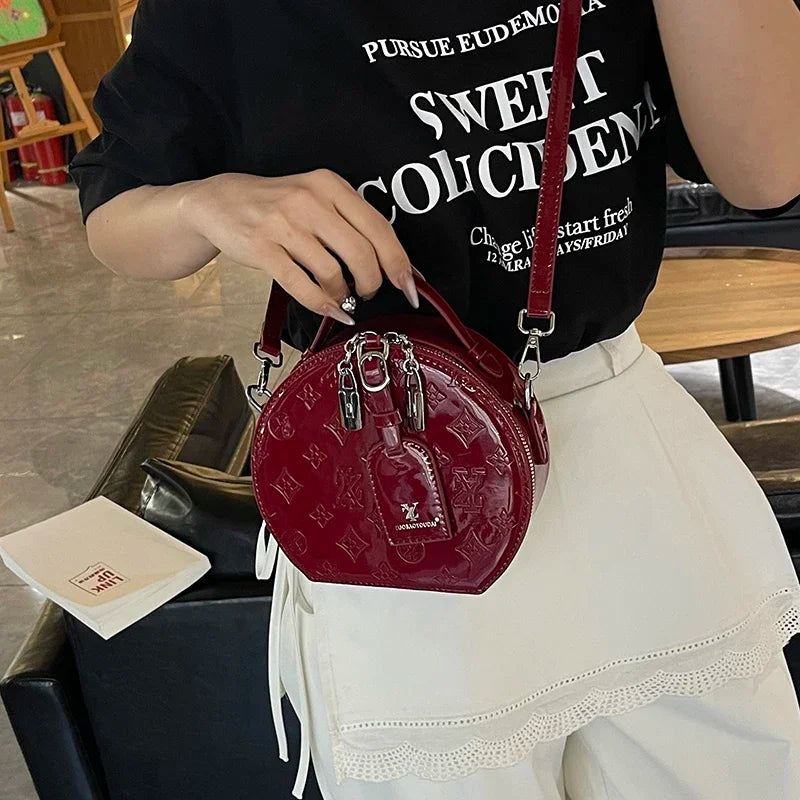 Luxury Brand Tote Bag - Leather Handbag For Women Featuring Crossbody Strap And Elegant Practical Design