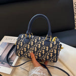 Fashionable Tote Bag Ladies Genuine Leather Material Popular Classic Elegant By Famous Designer Luxury Brand Spacious